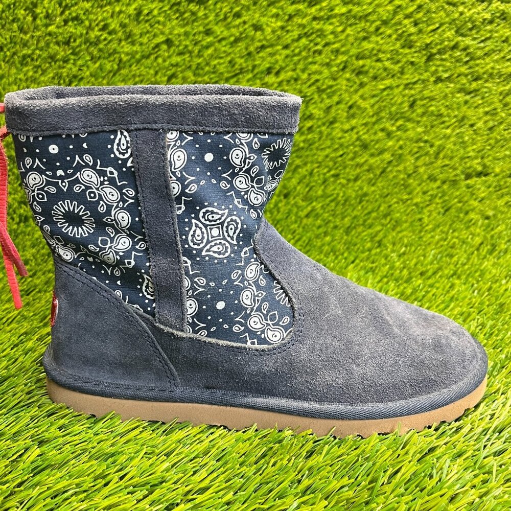 UGG Kaelou Bandana Indigo Girls Size 3Y Blue Classic Outdoor Suede Pull On Boots